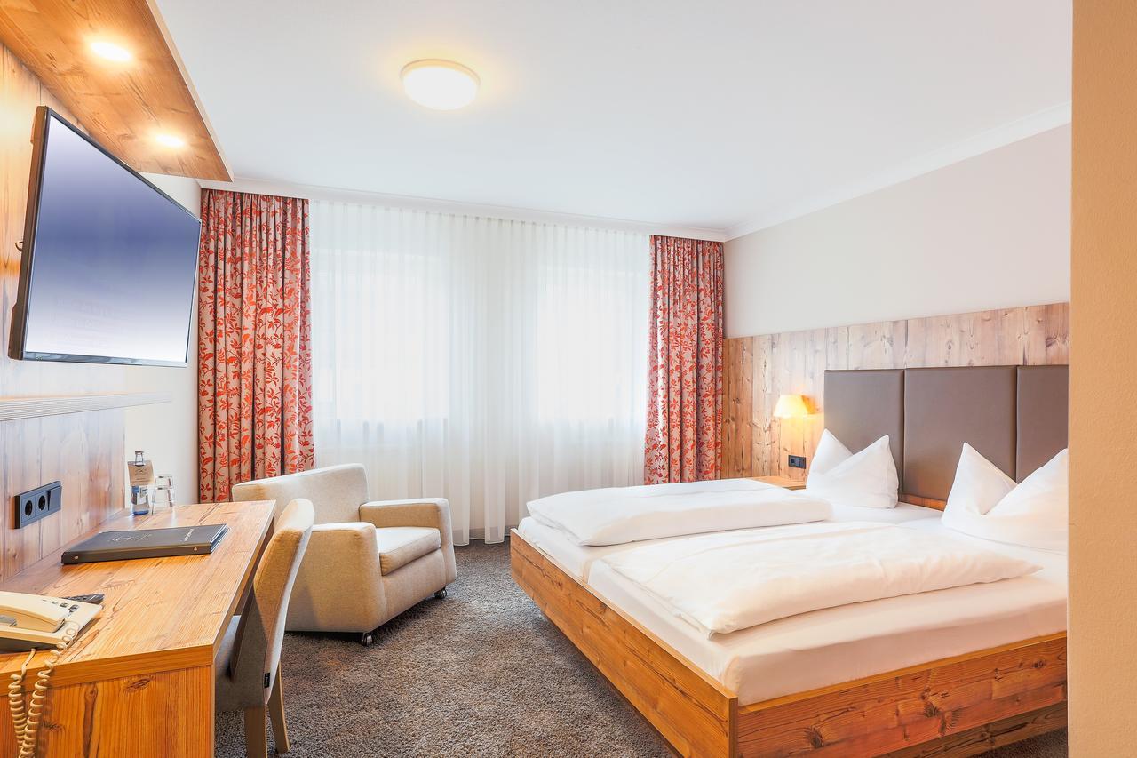 Hotel - Restaurant Erich Rödiger Bad Staffelstein Exteriör bild